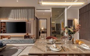 Nội thất căn hộ mẫu The Westique Residences với phòng khách và bàn ăn trang trí tinh tế